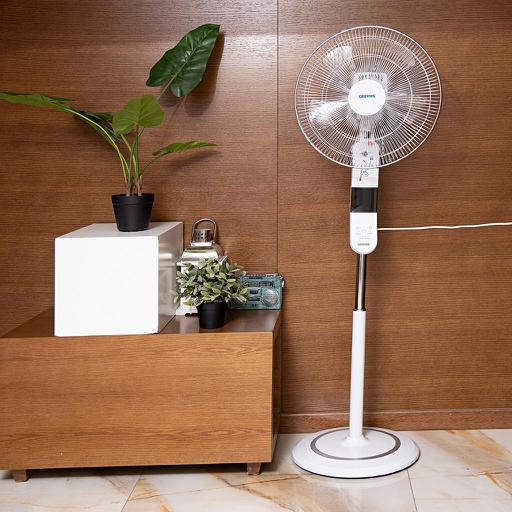 Geepas 16 Stand Fan With Remote Control 50W | in Bahrain | Halabh.com