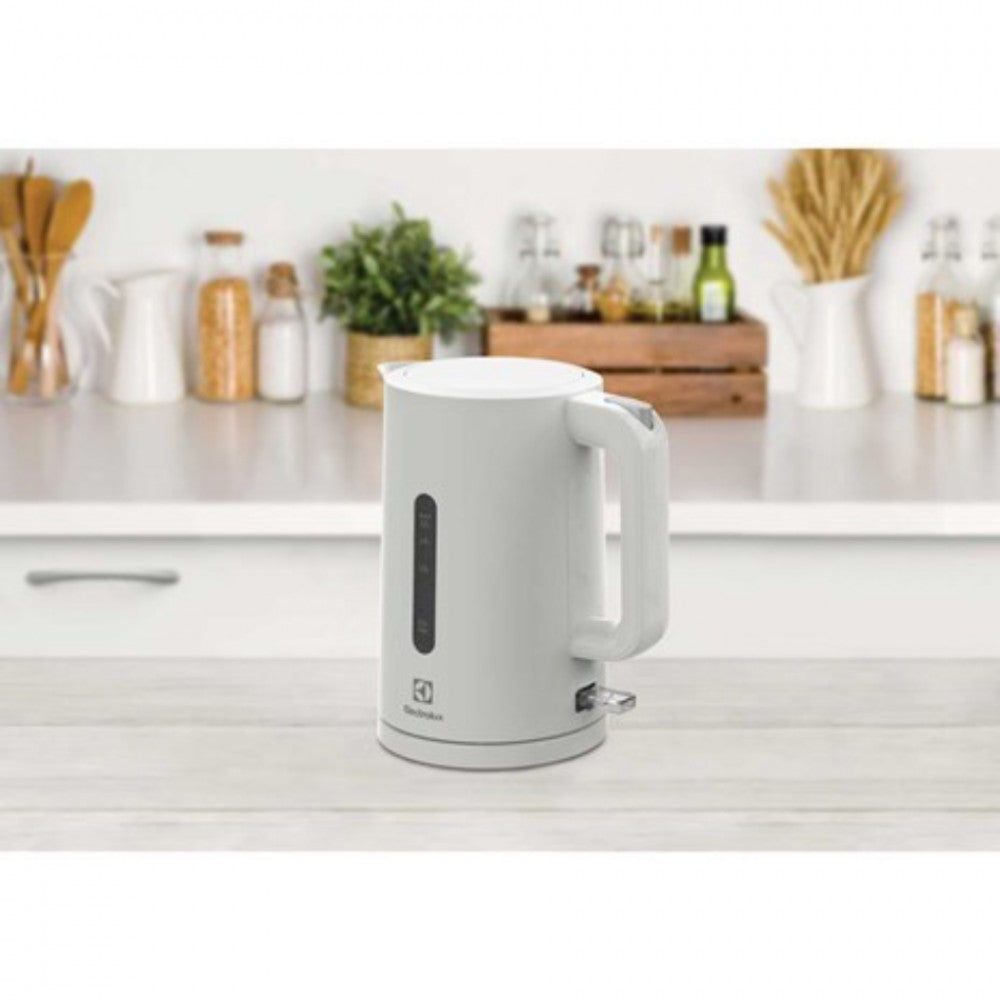 Electrolux Ultimate Taste Electric Kettle | Color White | Capacity 1.7L | Best Kitchen Appliances in Bahrain | Halabh