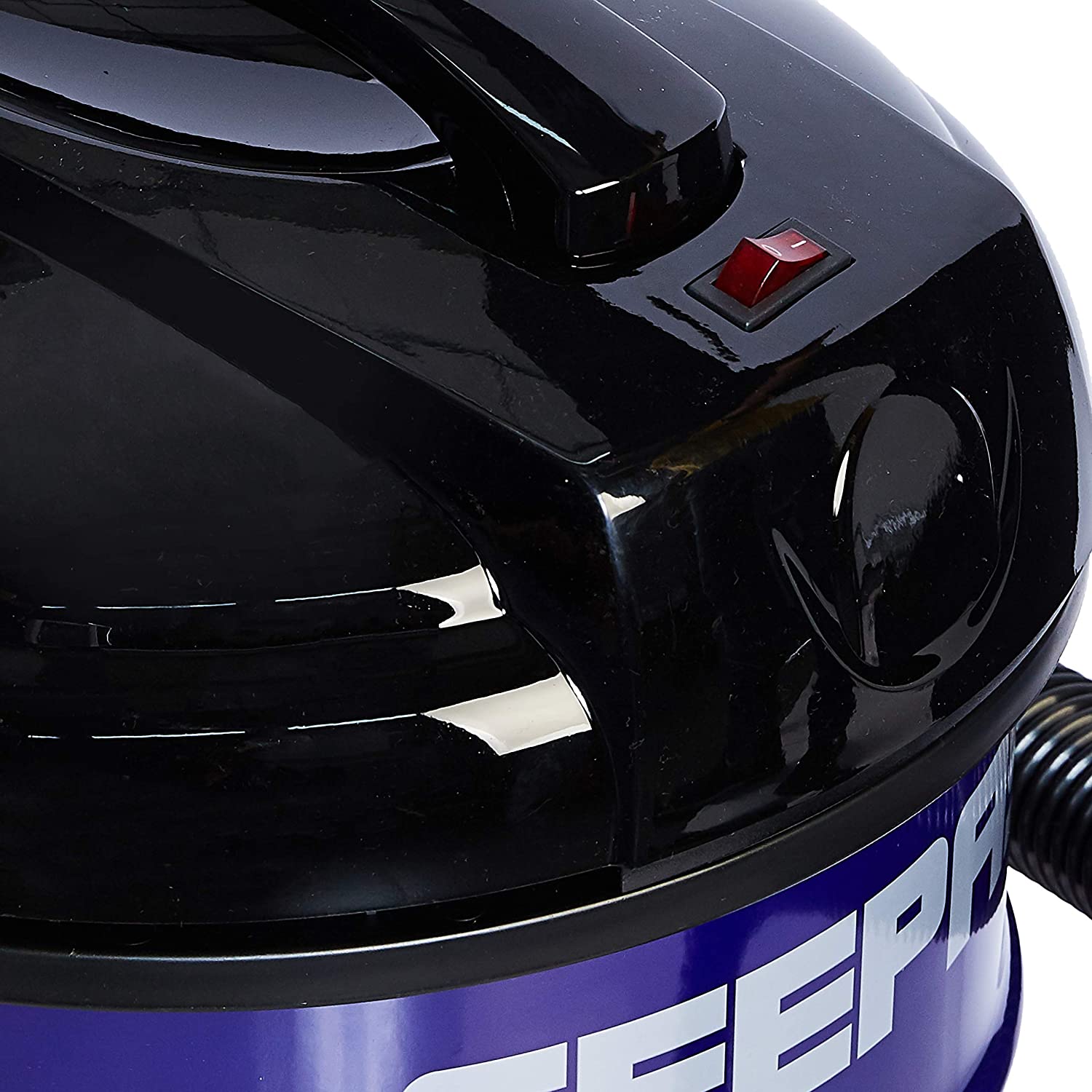 Geepas Vacuum Cleaner 2000 Watt