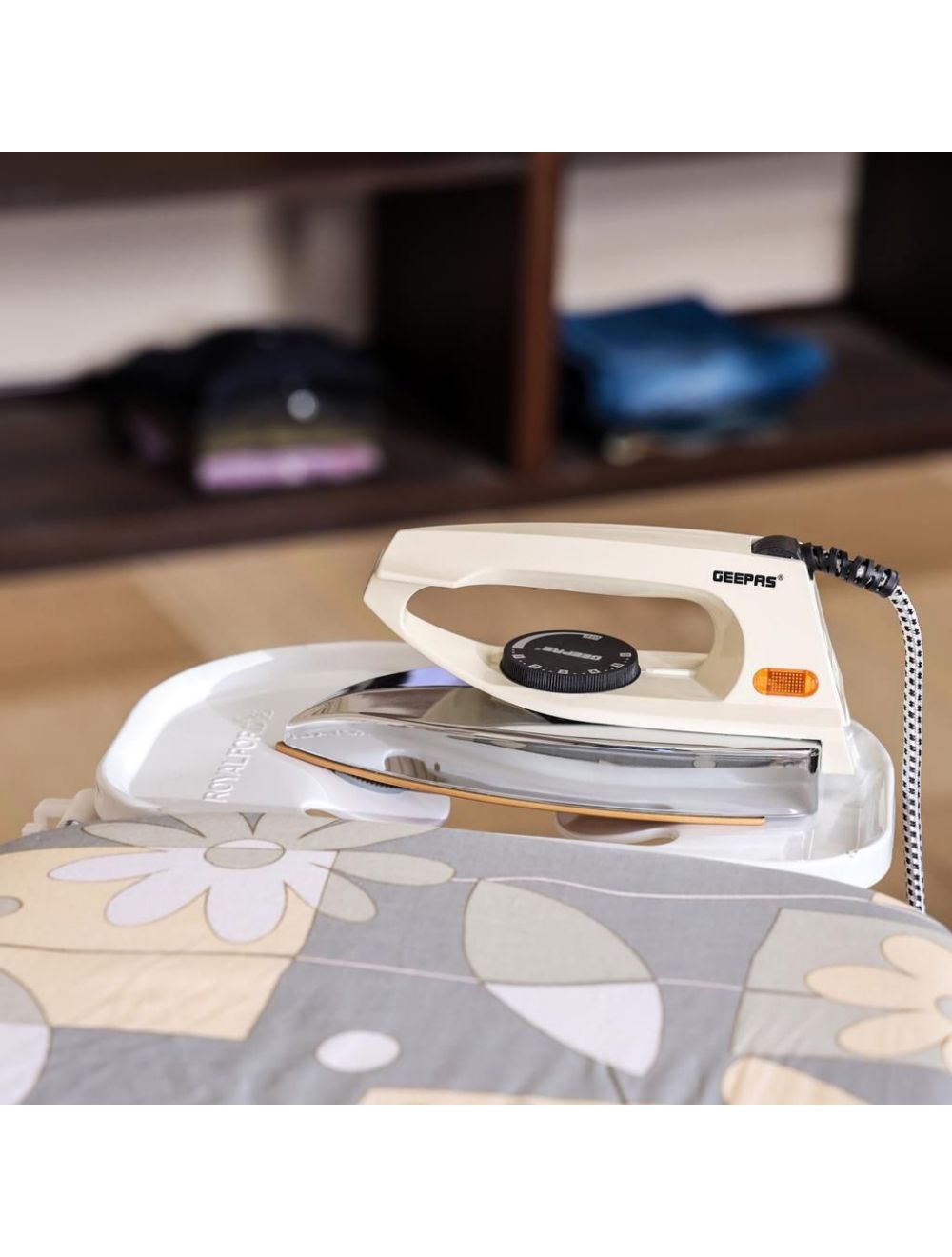 Geepas Automatic Dry Iron 1200W | reliable performance | lightweight | variable steam settings | safety features | stylish | even heat distribution | Halabh.com